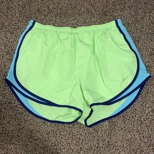nike tempo running shorts